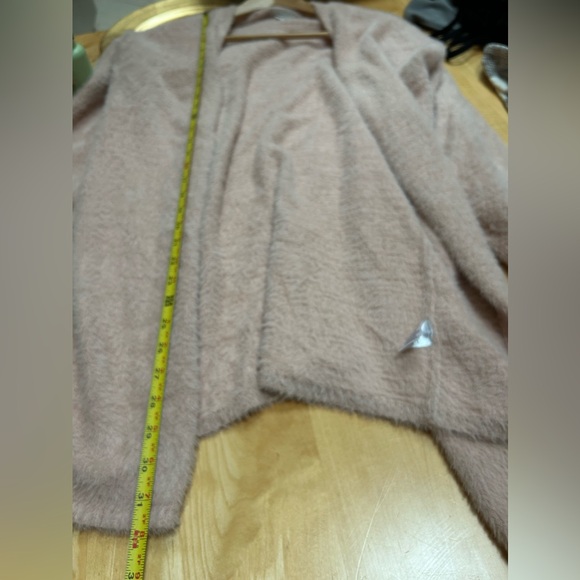 FREE (see details) Pink fuzzy open front long cardigan - Picture 5 of 7